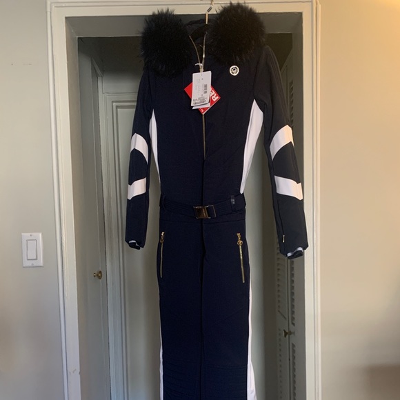 The Sportalm Ski Suit with Real Fur NWT, size 10 - Picture 4 of 13